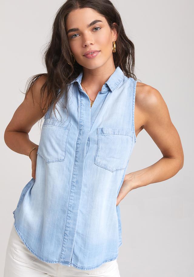 Bella Dahl Sleeveless Split Back Top in Light Mist