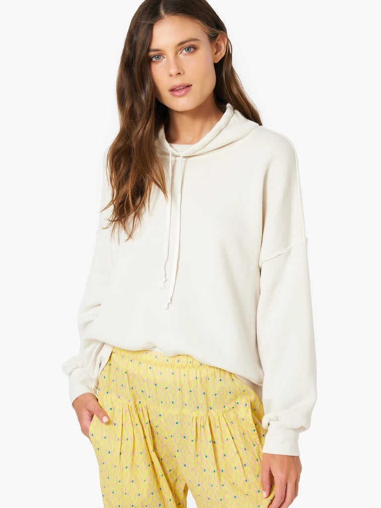 Xirena Chase Sweatshirt in Canvas