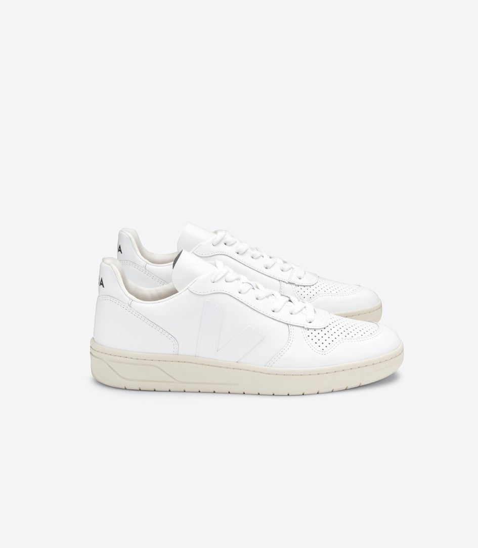 Veja v10 extra white hot sale