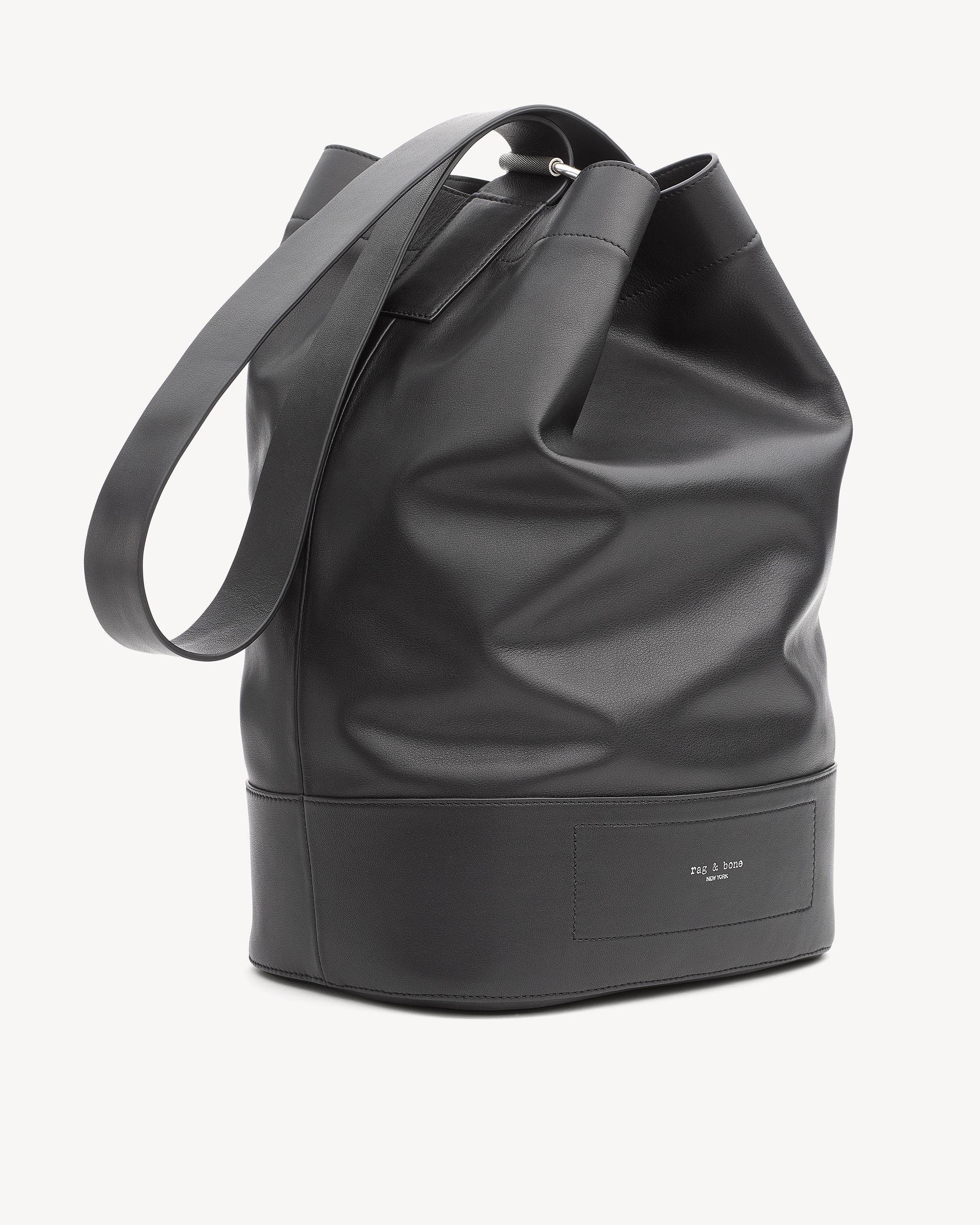 Rag Bone Walker Sling Black Blond Genius