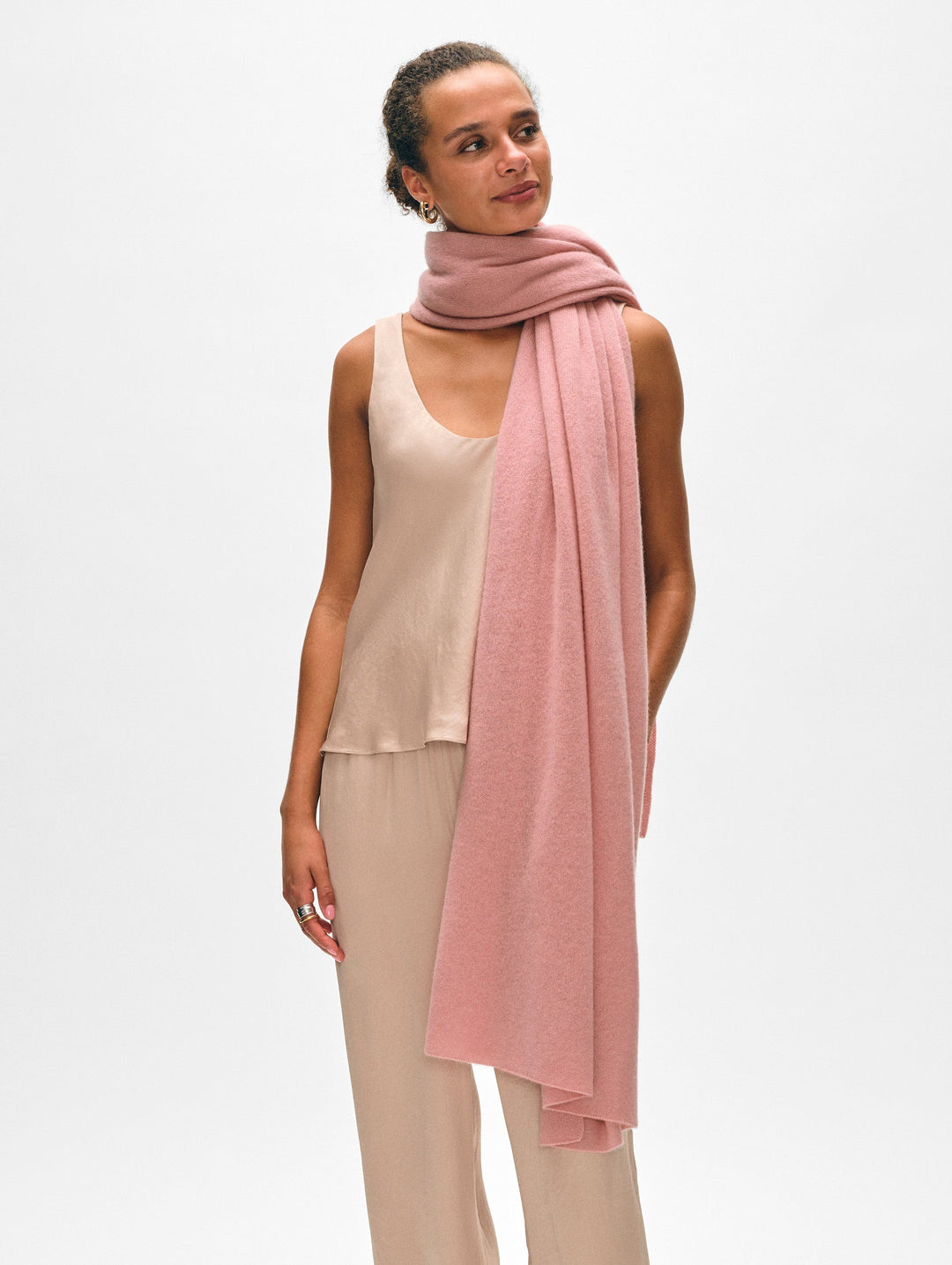 White + Warren - Cashmere Travel Wrap in Faded Rose