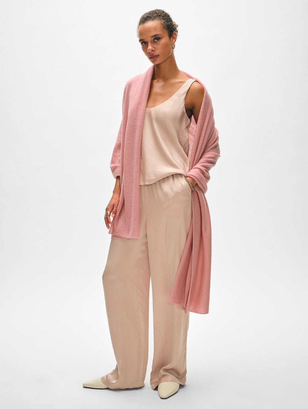 White + Warren - Cashmere Travel Wrap in Faded Rose