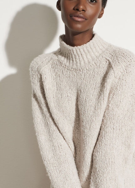 Vince - Textured Saddle Sleeve Turtleneck Sweater in Pearl Oat