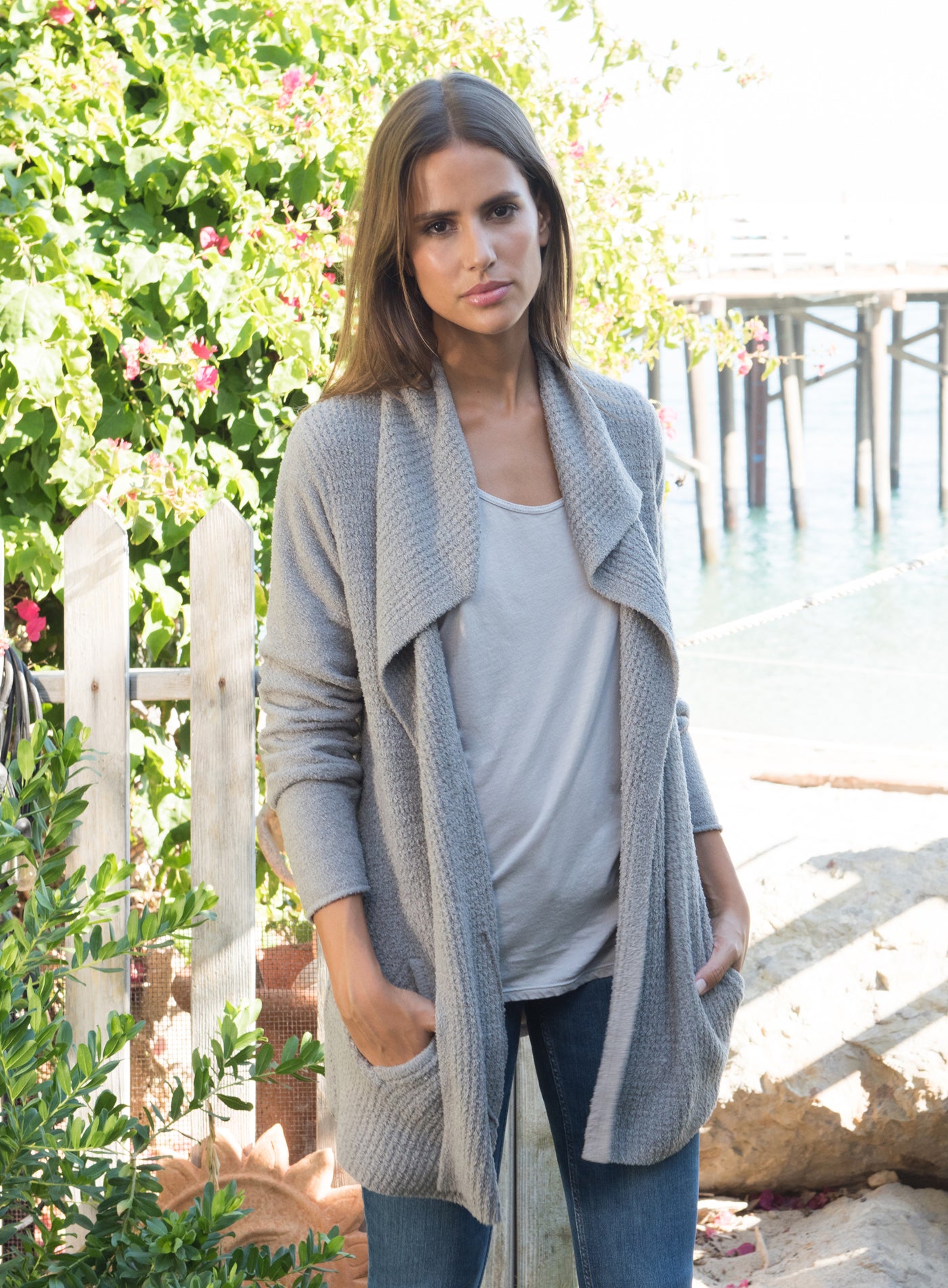 Barefoot dreams coastal cardi hotsell