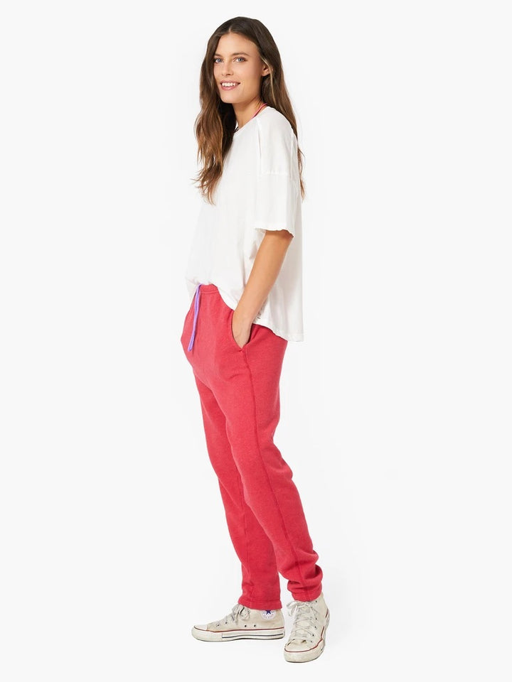 Xirena - Crosby Sweatpant in Faded Red