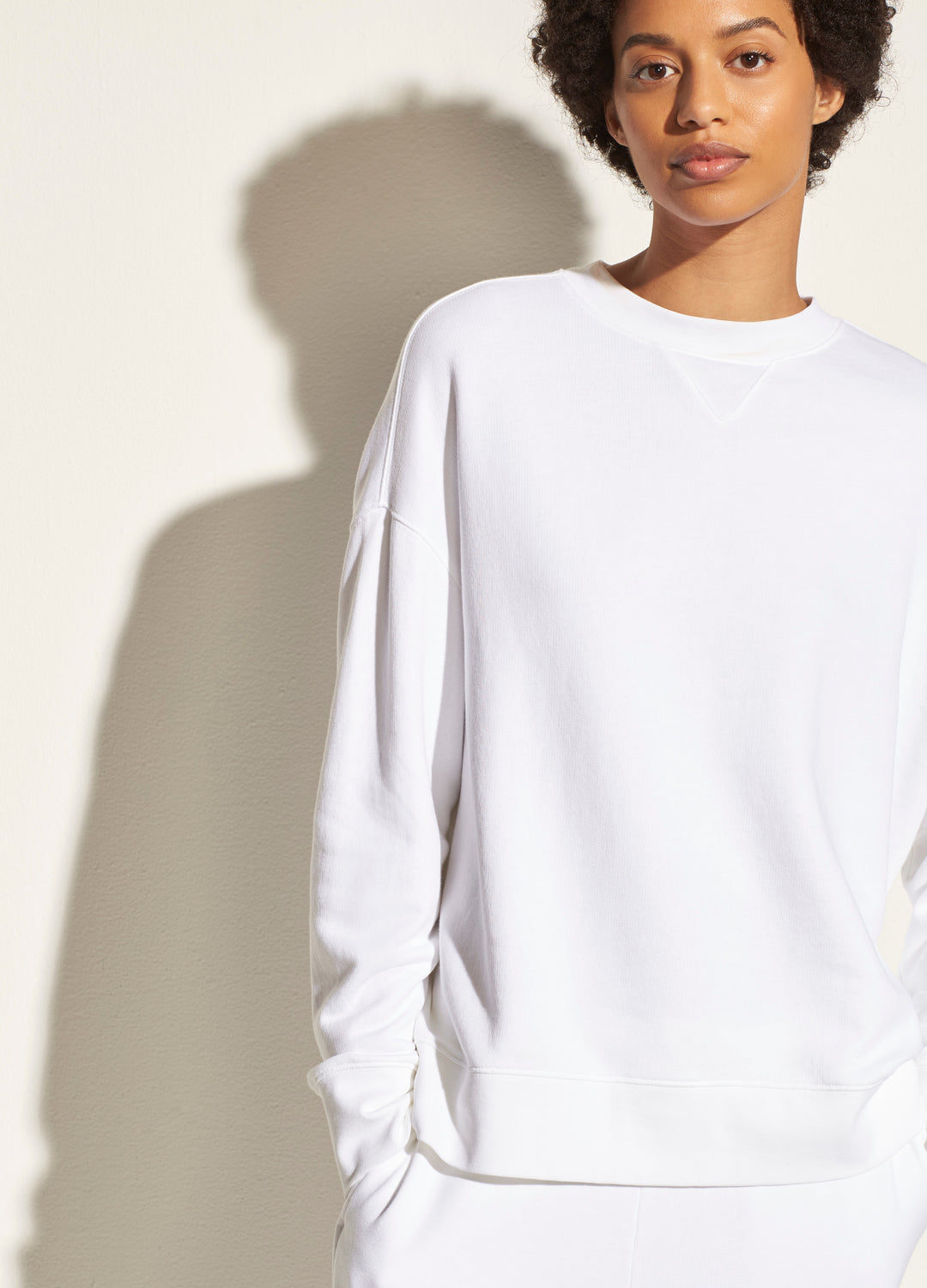 Vince - Essential Relaxed Pullover in Optic White