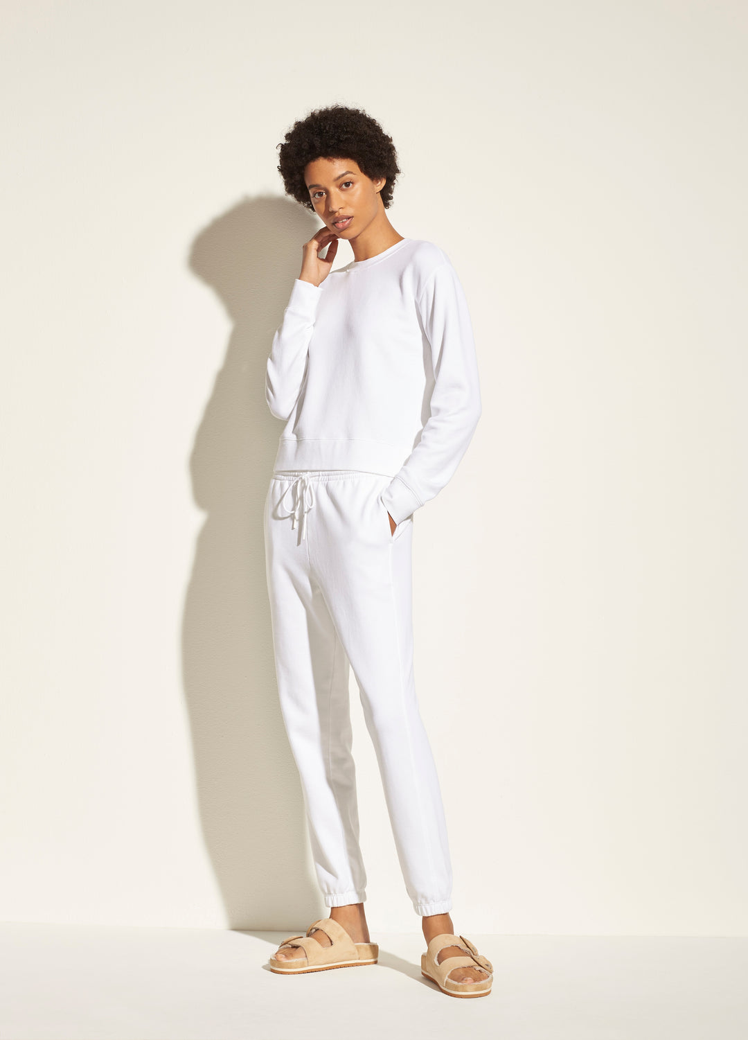 Vince - Essential Shrunken Pullover in Optic White