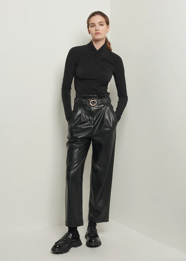 Derek Lam 10 Crosby - Krini L/S Twist-Neck Top In Black